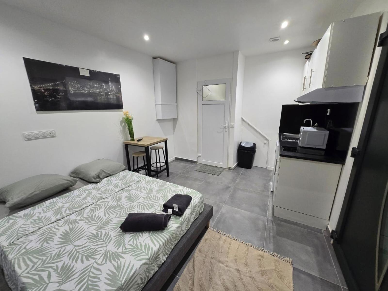 2 Studio Cosy Wifi A Meulan Exterior photo