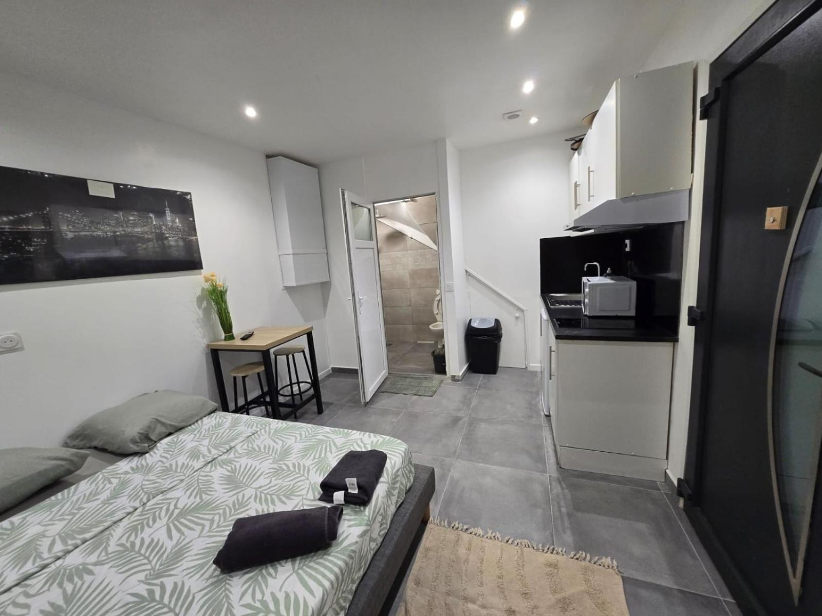 2 Studio Cosy Wifi A Meulan Exterior photo